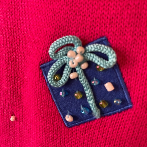 Christmas Sweater 🎅🏻🎄🎁 - Picture 5 of 9